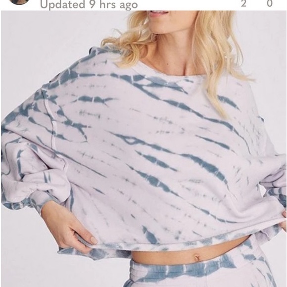 ⭐️Wildfox Olivia sweatshirt muse spiral dye nwt size xs - Picture 1 of 10